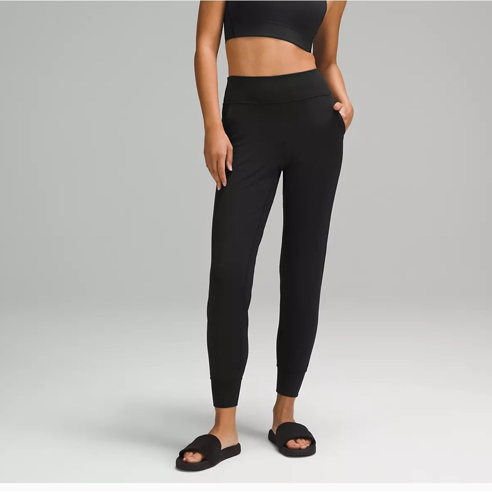 *NWOT* Lululemon Align Joggers - Size 4